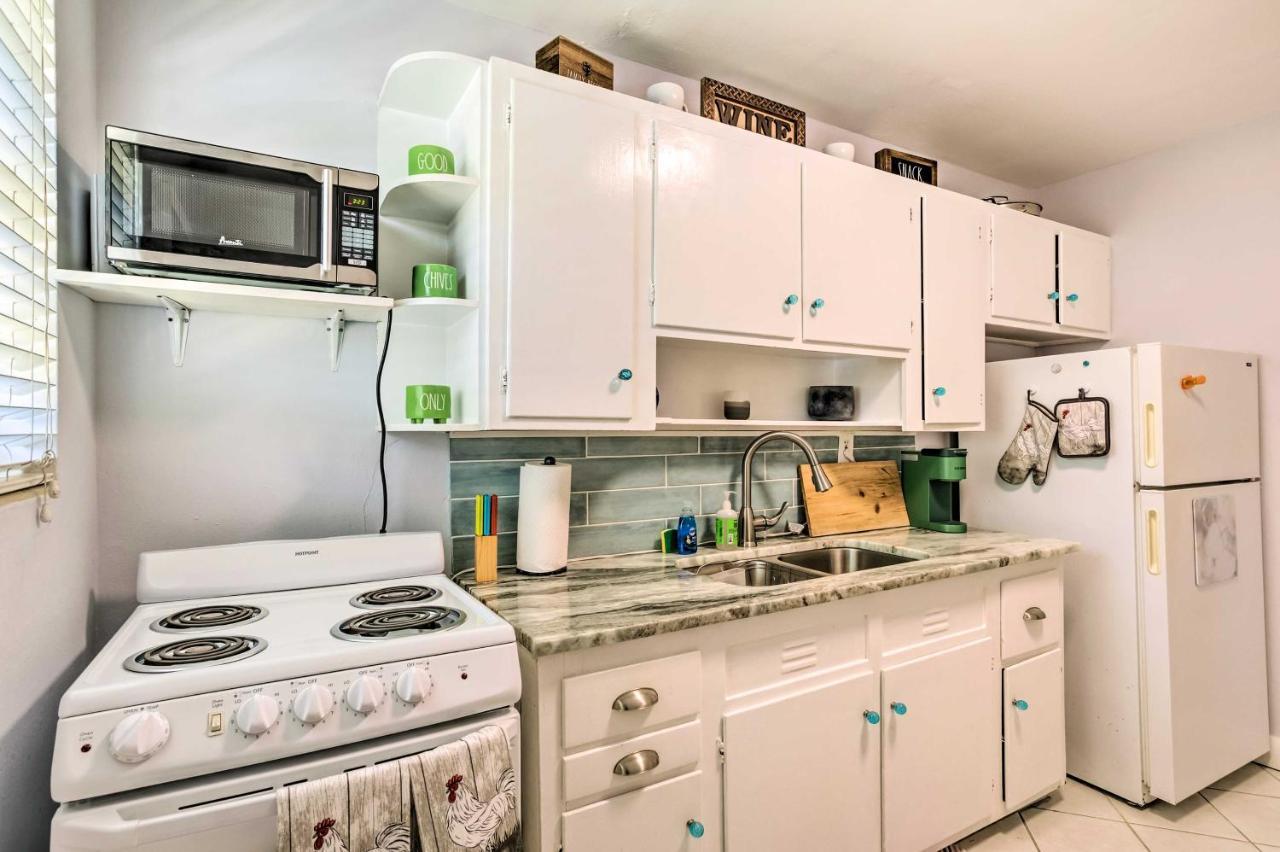 Vibrant West Palm Beach Home Less Than 2 Mi To Beach! Exterior photo